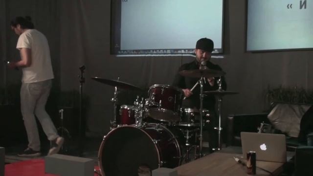 ИЗИ Ассамблея 2017 Давид Сагамонянц - История барабанной установки смотреть онлайн