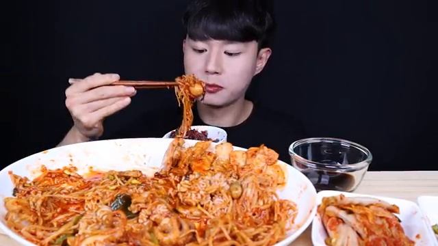 해물찜 먹방 (낙지,새우,보쌈,쭈꾸미,가리비,알곤이,김치) 먹방ASMR MUKBANG SPICY BRAISED SEAFOOD スパイシーシーフード蒸し eating sounds