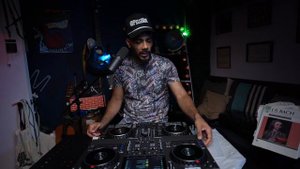 Numark Mixstream Pro Go vs Denon Prime Go!