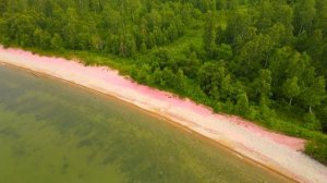 Байкал. Гранатовый пляж