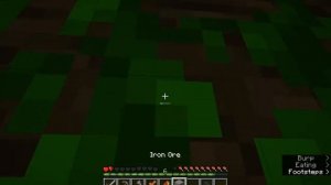 My first time playing minecraft java, and we get diamonds.