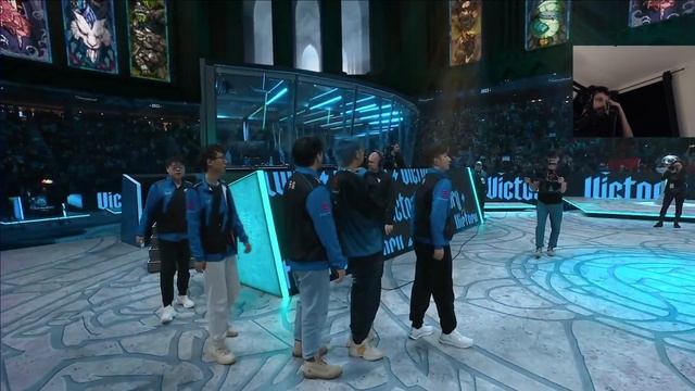 Azure Ray Drops Double Question Mark with All Chat after Eliminating BetBoom ft. Gorgc & Pie смотреть онлайн