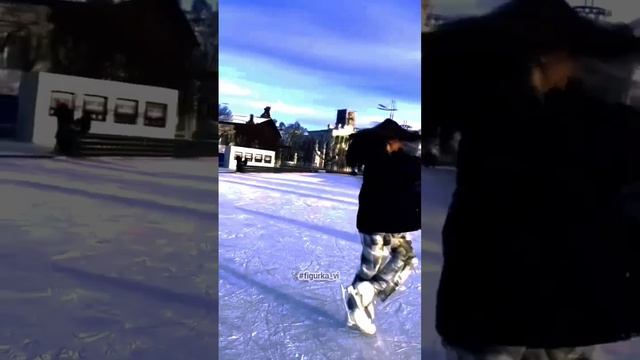 ... #камилавалиева #валиева #фк #фигурноекатание #фигуристки #лёд #figureskating #skating