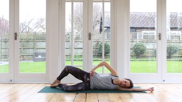 Pilates For Beginners 30 mins смотреть онлайн