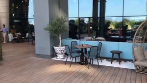 Andaz The Palm Dubai | With so many options in Dubai, you might wanna choose a DIFFERENT hotel!