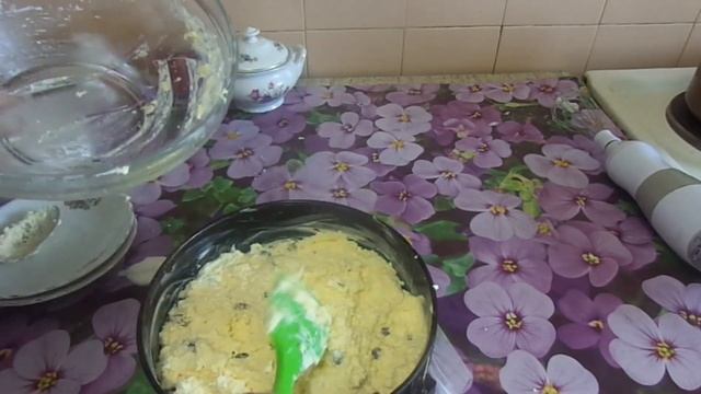 Классическая Творожная запеканка с изюмом смотреть онлайн