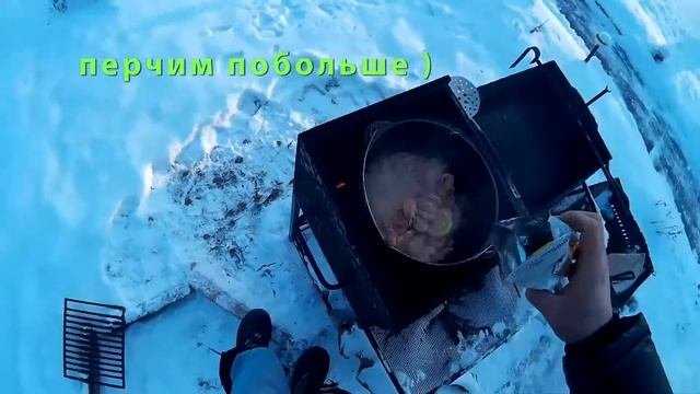 Жареные креветки на мангале