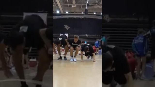 warming up at the World Jump Rope competition! смотреть онлайн