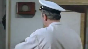 Полосатый рейс с тифлокомментариями