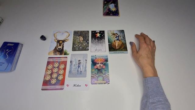 Расклад   от чудесной Хелен Жар на моих картах Кристаллы Крайона  21.04.21