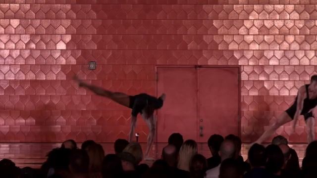 Outside The Box | Complexions Contemporary Ballet смотреть онлайн