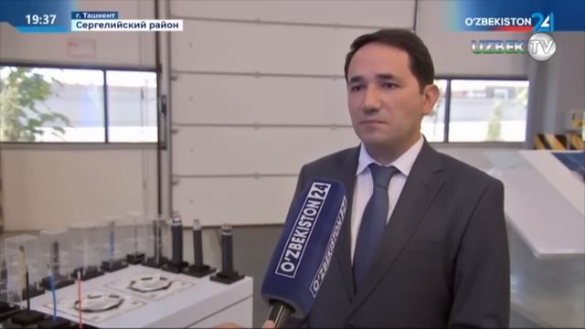 Шавкат Мирзиёев посетил Алмазарский и Сергелийский районы Ташкента