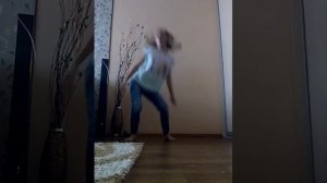 ТАНЕЦ:Коля,Коля увези меня на море!