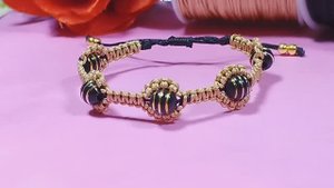 Браслет супер макраме с бусиной