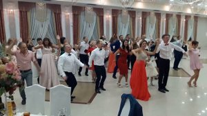 Самый прикольный танец на свадьбе.