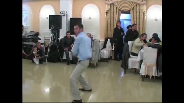 Ишхан Икиликян нунчаки на свадьбе смотреть онлайн