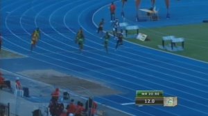 Christopher Taylor 21.24 Calabar wins Class 2 Boys 200M FINAL Champs 2016