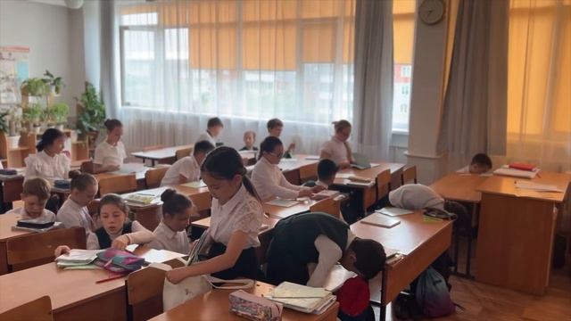 4 «Д» класс и самый лучший учитель Еськова Светлана Александровна❤️25.05.23г смотреть онлайн