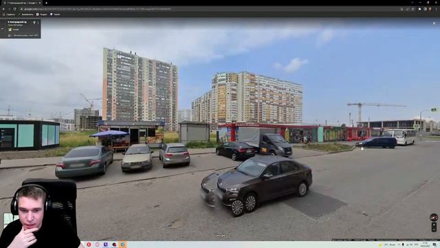 Ресторатор показывает свой район в гугл картах