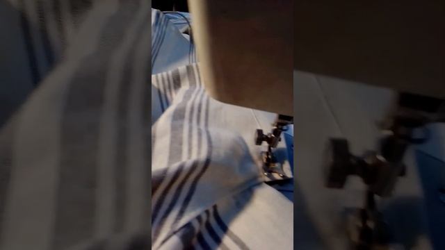 Простой способ изготовления петли на швейной машинки без специальной лапки смотреть онлайн