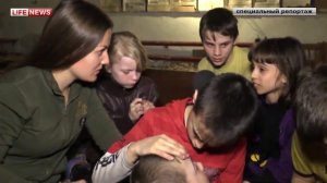 Украина. Дети  в Бомбоубежище