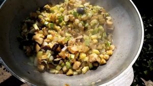 Икра из Баклажанов. Невероятно Вкусно!!! Икра из Баклажанов в Казане на Костре...