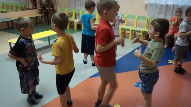 Весёлая зарядка для детей