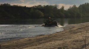 Can-Am 650 MAX XT!!! Квадроцикл БРП плавает как катер!!!