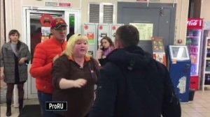 Драка в "Дикси" с грабителями. Москва