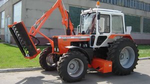 Мульчер НО-82 на манипуляторе на базе МТЗ