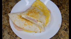 БЫСТРЫЙ ЗАВТРАК Лепешка с СЫРОМ и Ветчиной