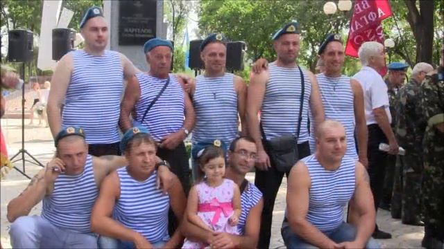 Воронин.День ВДВ г.Кривой Рог 2 августа 2013 года. смотреть онлайн