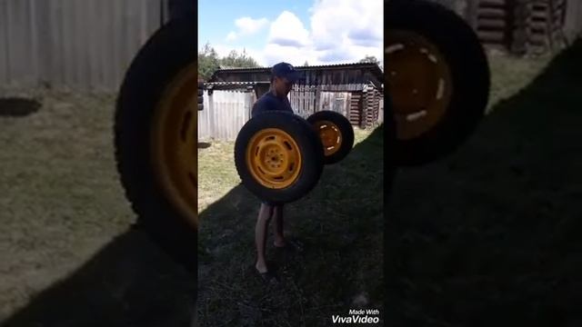 Спортзал своими руками. Как раскачать руки.