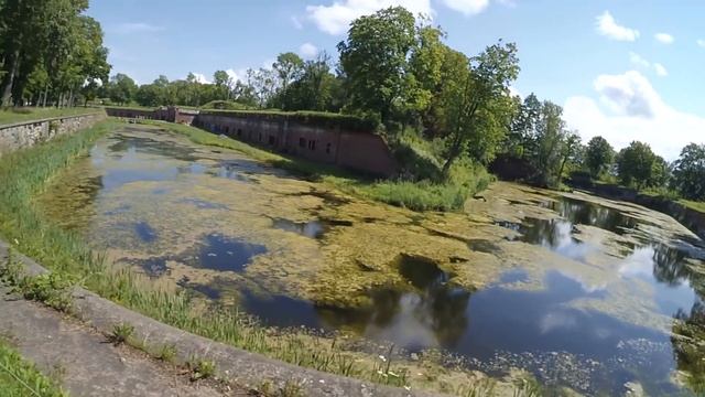 Идем в ФОРТ №11. Сравнение 5 и 11 фортов в Калининграде. Наши впечатления смотреть онлайн