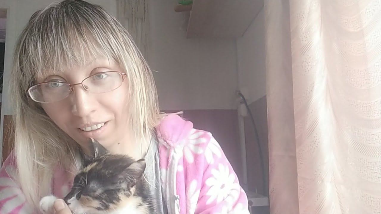 ДЕРЕВЕНСКАЯ ЖИЗНЬ Переехала из города в деревнюРабота на участке Утренний кофе ☕ смотреть онлайн