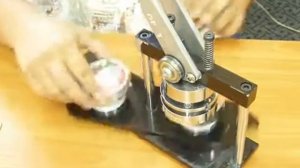 Производство закатных значков