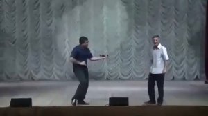 Хороший друг спешит всегда на помощь