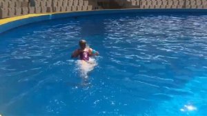 Дети плавают с Дельфинами!!!