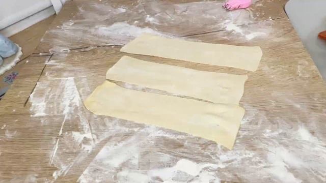 Розочки из слоеного теста с колбасой | Подпишись | Yuliya Skorb смотреть онлайн