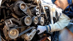 2008 Ford F250 6.4l Powerstroke Diesel Water Pump Replacement