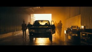 Пчеловод — Русский трейлер (2023)