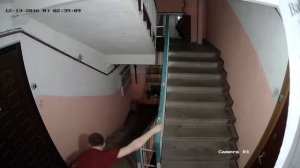 "Шоу Бэнни Хилла-2" в Тверском подъезде (прикольная озвучка-дополнение)