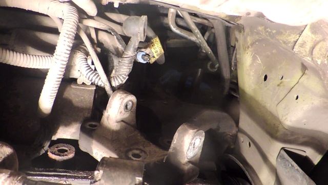 Замена генератора Шевроле Спарк (Chevrolet Spark). Загорелся сигнализатор неисправности зарядки акб. смотреть онлайн