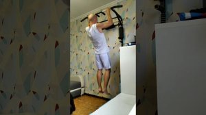 Поставил цель подтянуться 50 раз за один подход. День первый.