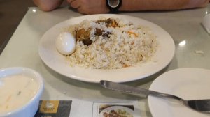 ДУБАЙ по-бедному! Обедаем с работягами -пакистанцами в пакестанском ресторане!