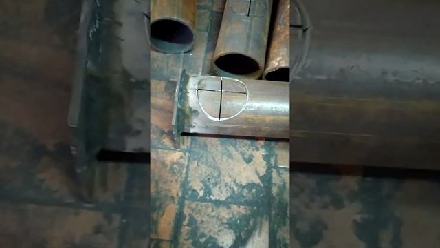 Врезка трубы 76 мм в 100 мм смотреть онлайн