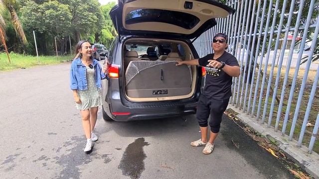 MOBIL MPV KELUARGA MURAH 2022 11 ORANG BISA MASUK CUMA KIA SEDONA BISA BEGINI SIKAAATTT KING GALLER смотреть онлайн