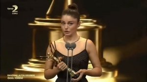 Айча Айшин Туран  награда "Золотая бабочка"  в номинации "Лучшая актриса романтической комедии"