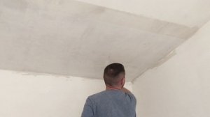 Стеклохолст на потолок. Как клеить правильно?. Поклейка стеклохолста на потолок!