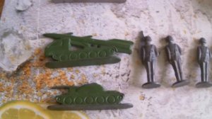 Игрушки СССР (солдатики, техника, автомобили)